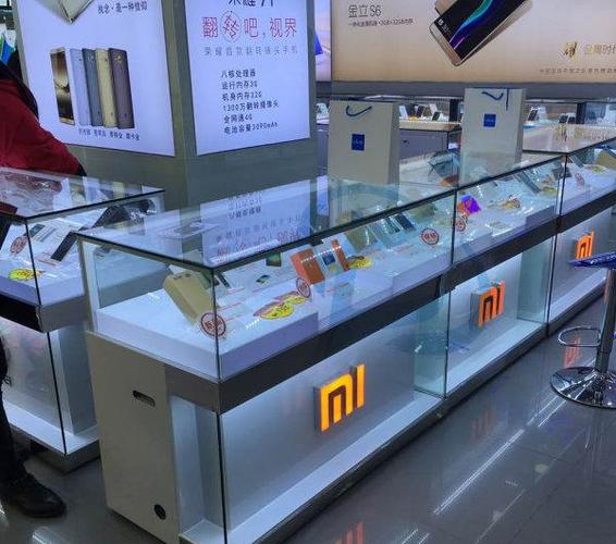 40平米手机店装修应该怎么样做,柜台应该买多少,手机店装修前期准备什么东西。 装修知识 40平米手机店装修应该怎么样做,柜台应该买多少,手机店装修前期准备什么东西。 40平米手机店装修应该怎么样做,柜台应该买多少,手机店装修前期准备什么东西。 装修知识