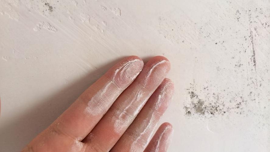 家里装修时,内墙用腻子粉好还是用老粉和胶水好?为什么,自家装修准备什么材料好呢。 二手房 家里装修时,内墙用腻子粉好还是用老粉和胶水好?为什么,自家装修准备什么材料好呢。 家里装修时,内墙用腻子粉好还是用老粉和胶水好?为什么,自家装修准备什么材料好呢。 二手房