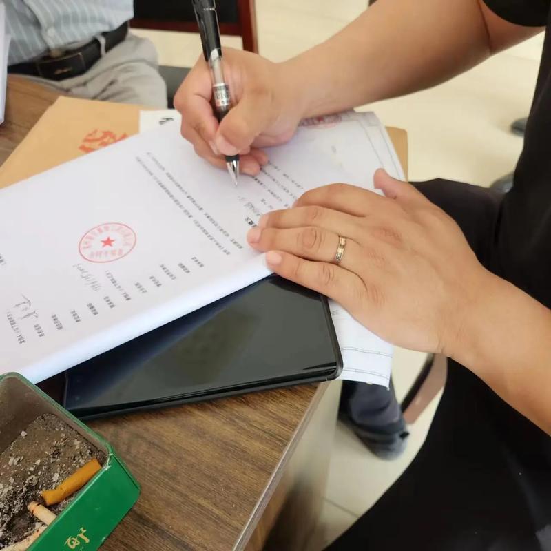 物业的服务能不能实行业主签单制度,每天的服务必须由业主签字,装修物业签单准备什么材料。 买房须知 物业的服务能不能实行业主签单制度,每天的服务必须由业主签字,装修物业签单准备什么材料。 物业的服务能不能实行业主签单制度,每天的服务必须由业主签字,装修物业签单准备什么材料。 买房须知