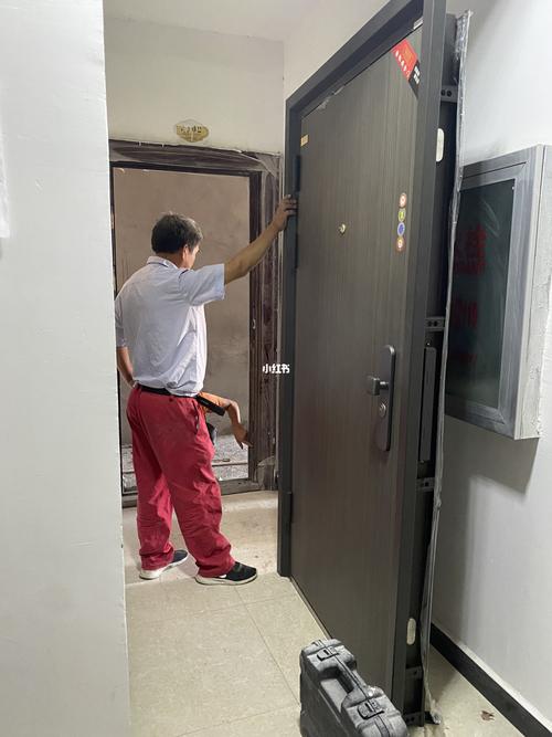装修换下来的门怎么处理,装修换门有什么讲究。 买房须知 装修换下来的门怎么处理,装修换门有什么讲究。 装修换下来的门怎么处理,装修换门有什么讲究。 买房须知