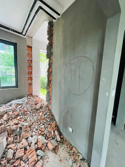 砸墙砌墙需要准备什么，开始装修前准备什么工作呢。 砸墙砌墙需要准备什么，开始装修前准备什么工作呢。 家居装饰
