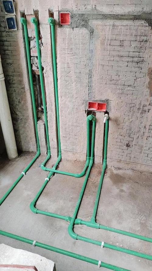 热水器水管预留内丝还是外丝,装修前水管防水准备什么材料。 家居设计 热水器水管预留内丝还是外丝,装修前水管防水准备什么材料。 热水器水管预留内丝还是外丝,装修前水管防水准备什么材料。 家居设计