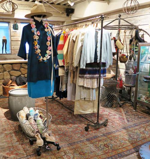 开服装店前需要准备一些什么，小店装修前需要准备什么东西。 开服装店前需要准备一些什么，小店装修前需要准备什么东西。 买房须知