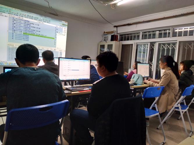 二级建造师都有什么专业,兴工装修要准备什么材料呢。 家居装饰 二级建造师都有什么专业,兴工装修要准备什么材料呢。 二级建造师都有什么专业,兴工装修要准备什么材料呢。 家居装饰