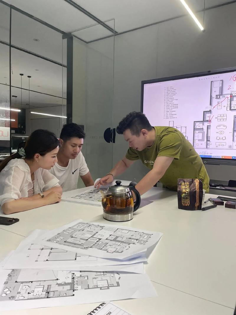 很想成为一名家居设计师，大家觉得我应该做哪些准备，装修期应该做什么准备工作。 很想成为一名家居设计师，大家觉得我应该做哪些准备，装修期应该做什么准备工作。 家居装饰