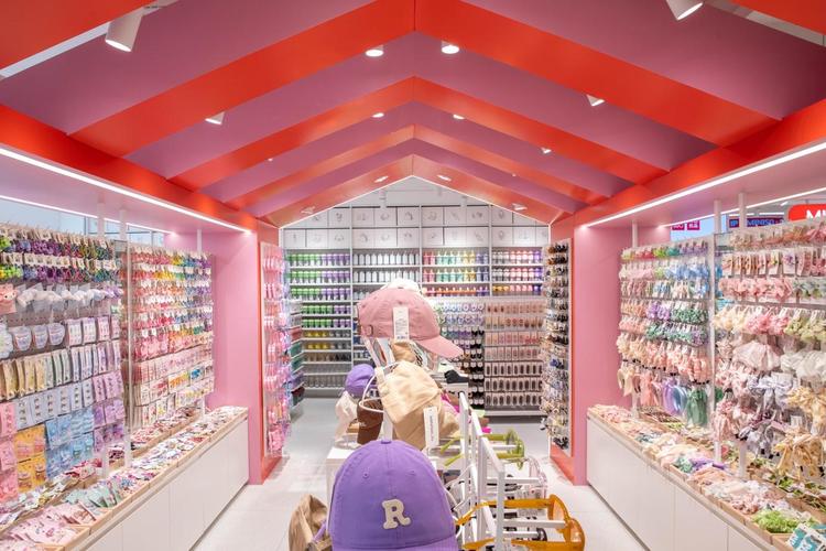 名创优品店铺装修,打造潮流与品质的完美融合 装修知识 名创优品店铺装修,打造潮流与品质的完美融合 名创优品店铺装修,打造潮流与品质的完美融合 装修知识