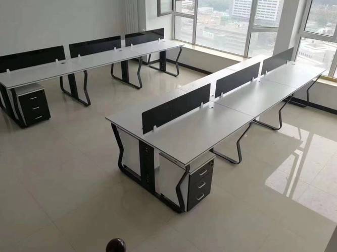 辽宁钢架桌,现代简约风格装修的典范之作 辽宁钢架桌,现代简约风格装修的典范之作 装修知识