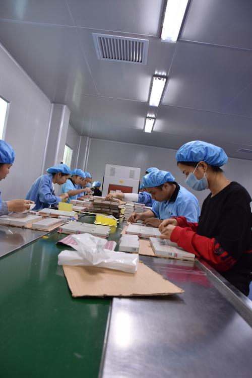 打造纯净之美_湖北化妆品无尘车间喷涂室装修分析 打造纯净之美_湖北化妆品无尘车间喷涂室装修分析 装修知识