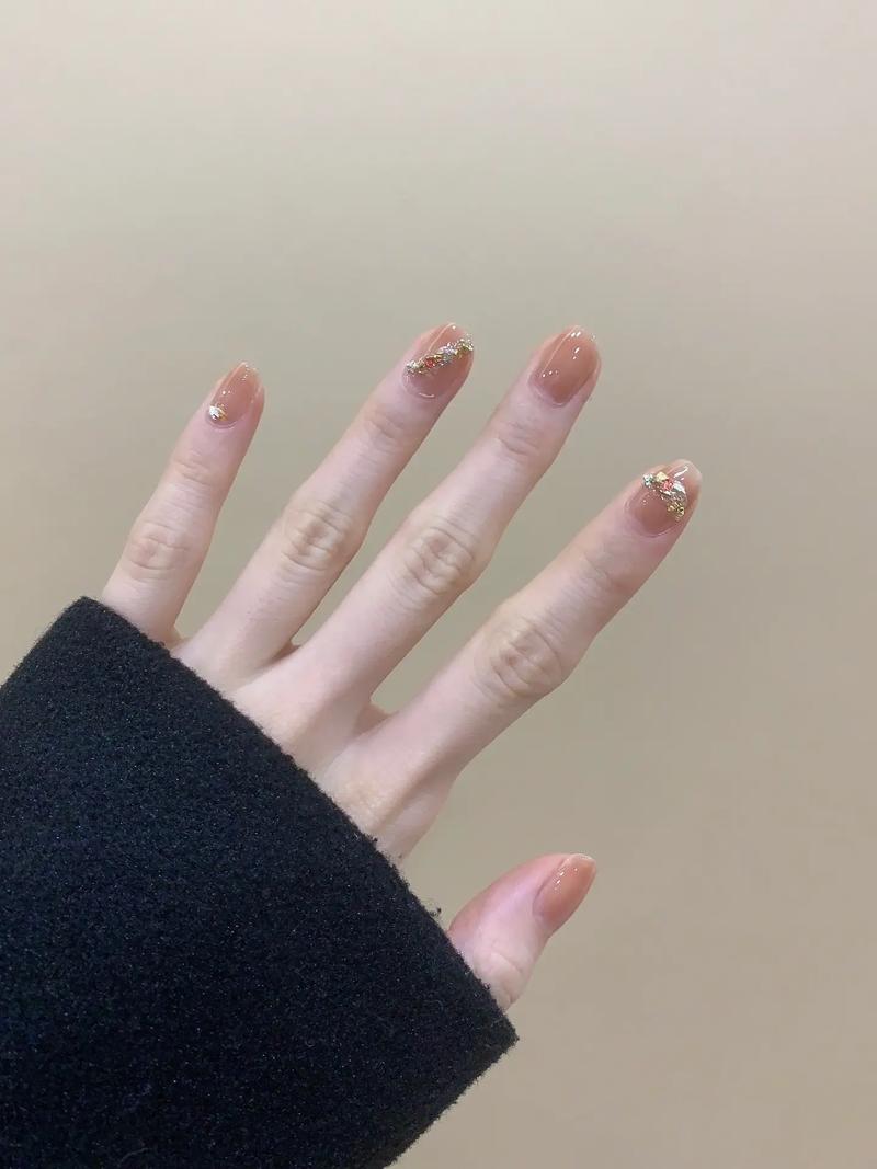石头款美甲款式,时尚与自然的完美融合 装修知识 石头款美甲款式,时尚与自然的完美融合 石头款美甲款式,时尚与自然的完美融合 装修知识