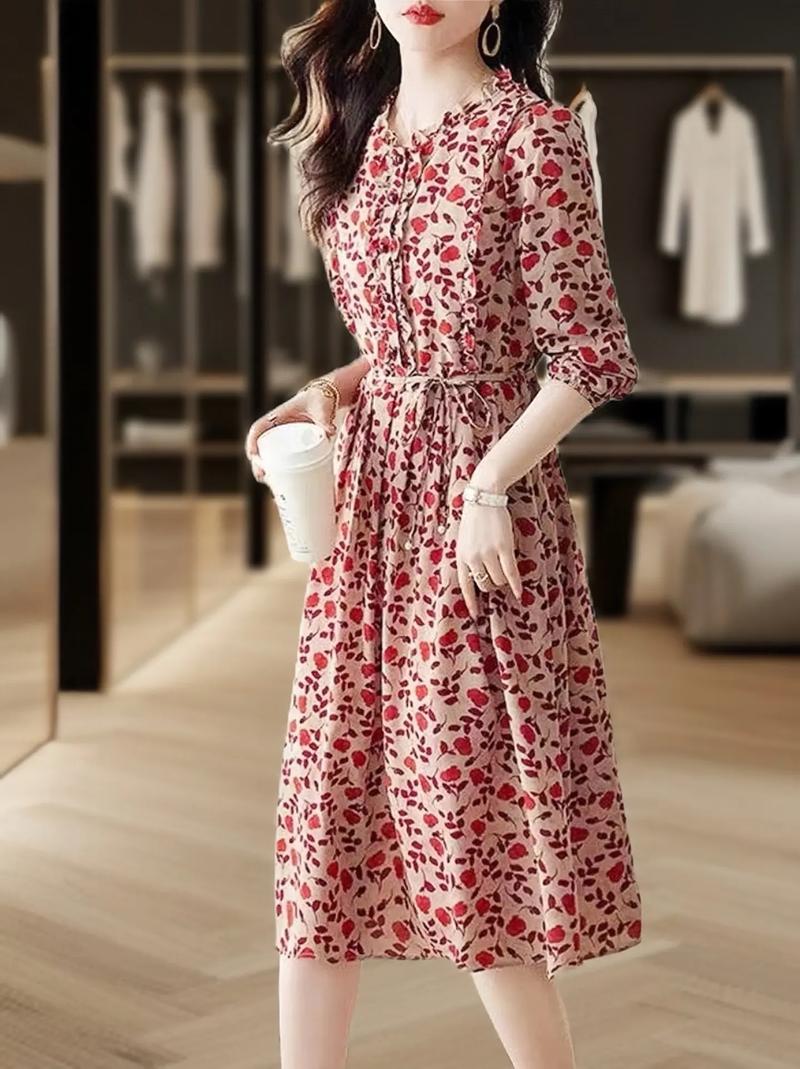 网红女款碎花裙,时装修身的时尚潮流 网红女款碎花裙,时装修身的时尚潮流 装修知识