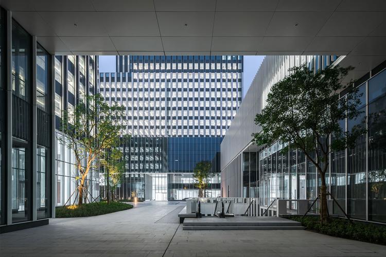 上海办公楼装饰设计的独特魅力与创新之路 上海办公楼装饰设计的独特魅力与创新之路 装修知识